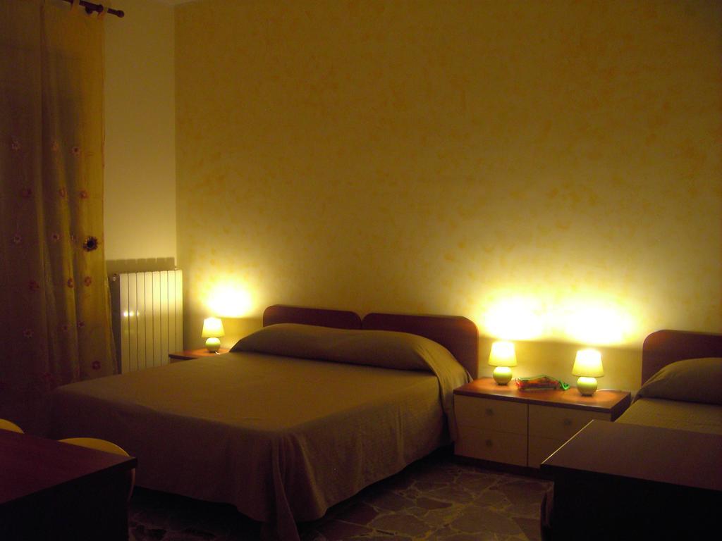 Etna Inn Motta SantʼAnastasia Εξωτερικό φωτογραφία
